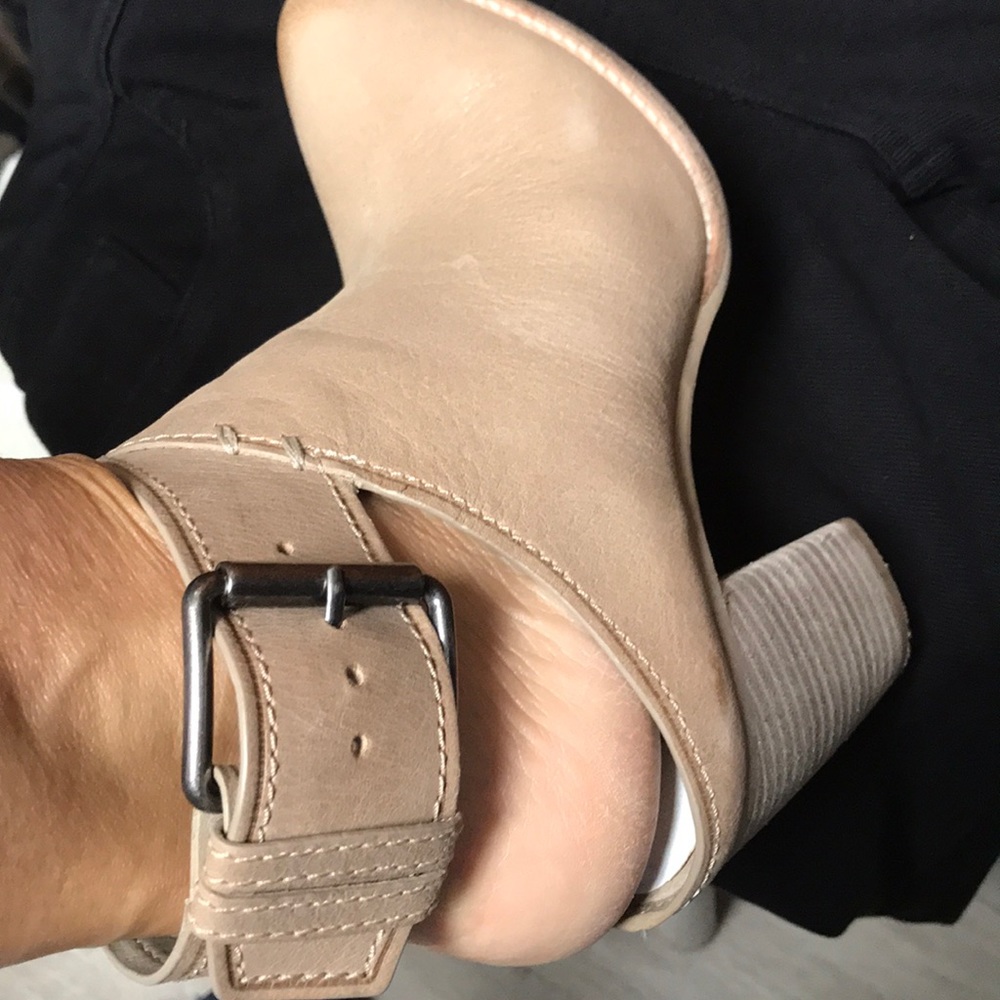 Dolce Vita Booties